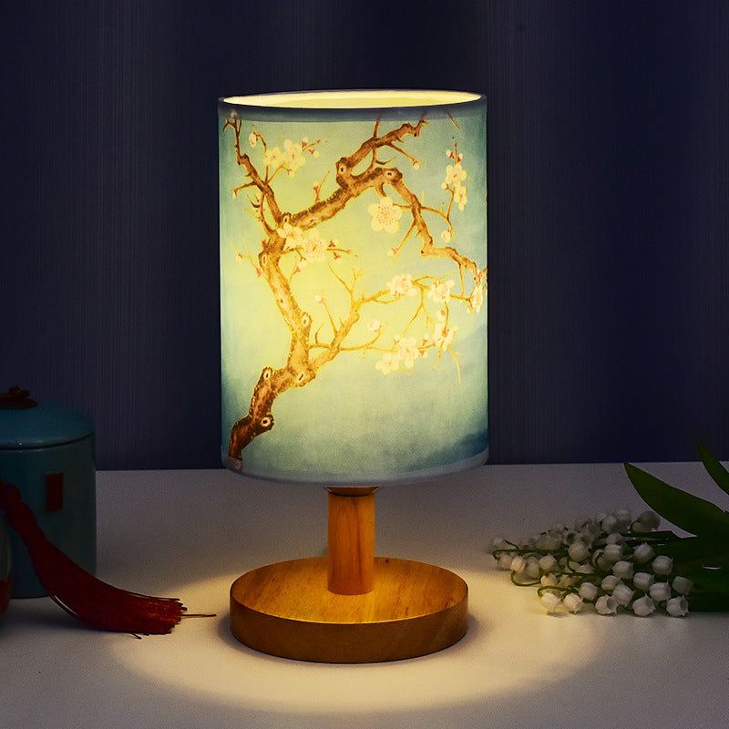 Literary desk lamp