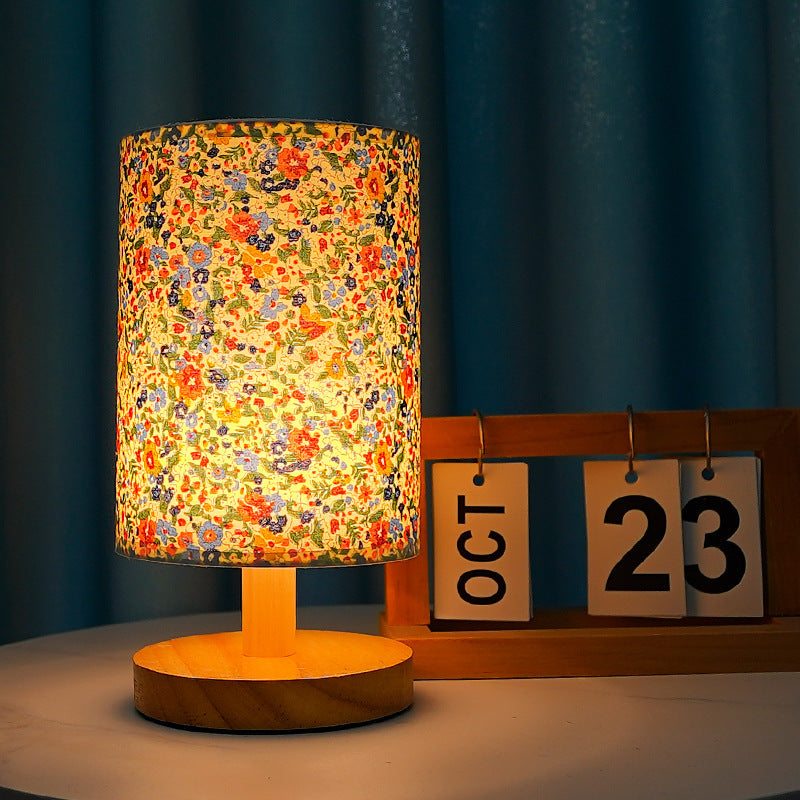 Literary desk lamp